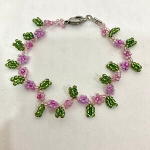 DONATING! LAST CHANCE! Beaded pink floral bracelet, Artisan handcrafted, new